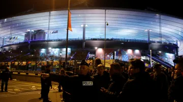 Teroristický útok nedaleko Stade de France