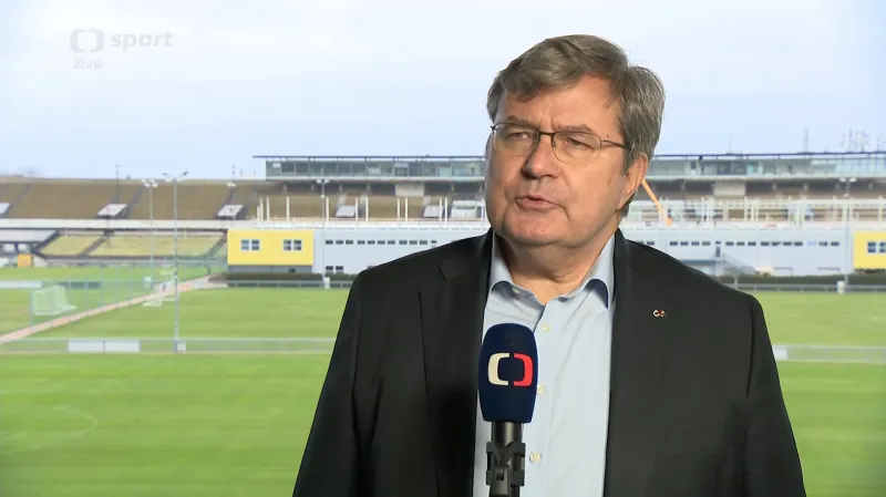 Jansta: Když mohou být otevřené obchoďáky, proč by se nemohlo sportovat?