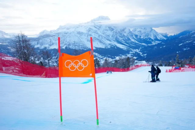 Lyžařky začínají slalom. Štafeta čeká biatlonistky, hokejisté zkusí překvapit Kanadu