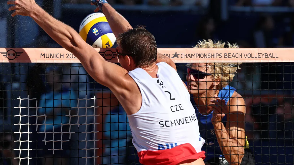 David Schweiner při bloku