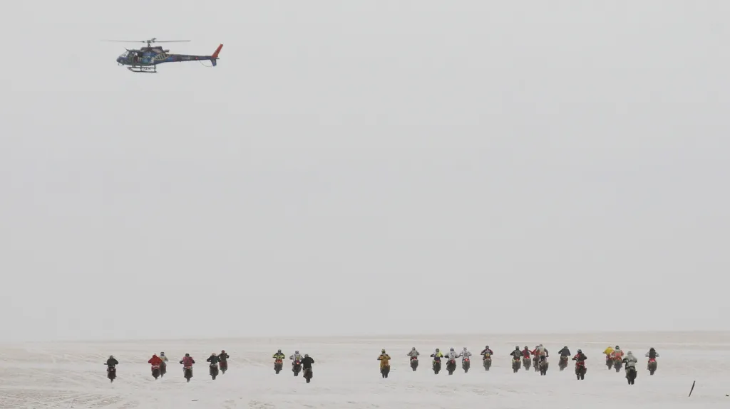 8. etapu Rallye Dakar velmi ovlivnila silná bouře