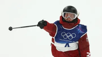 Šampionkou v big airu je Megan Oldhamová