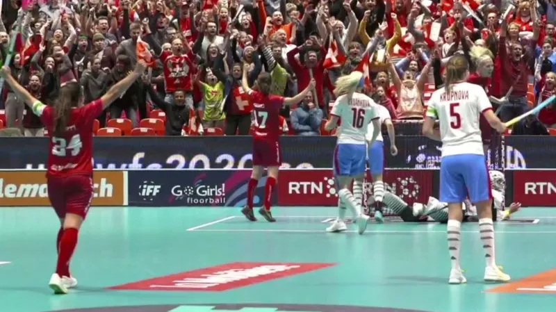 Čtyřgólová power-play Švýcarska v závěru semifinále