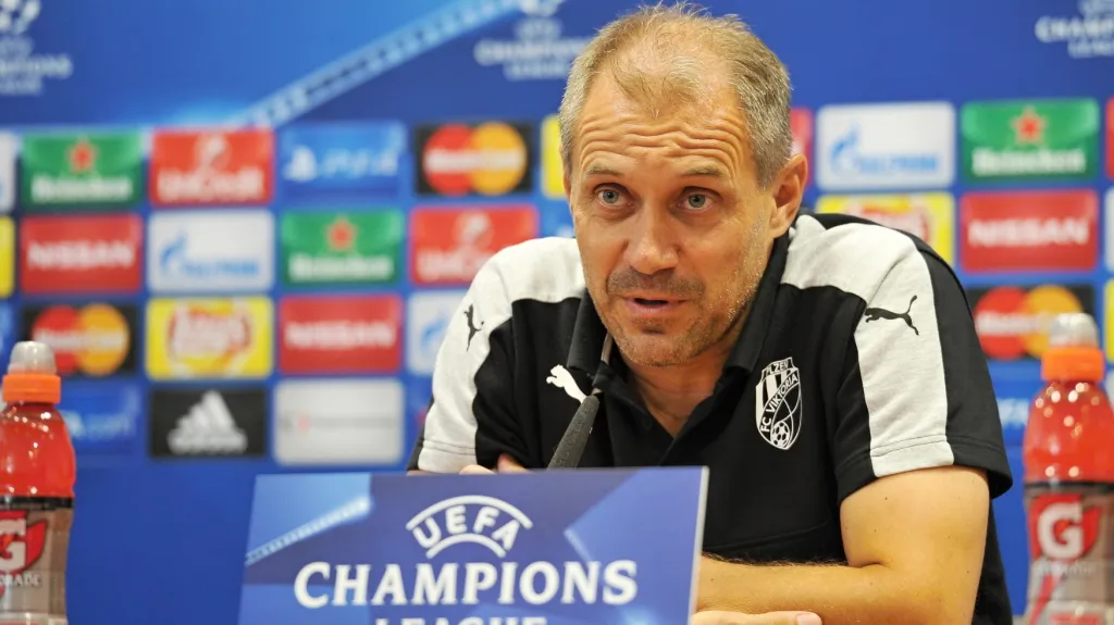 Plzeňský trenér Roman Pivarník