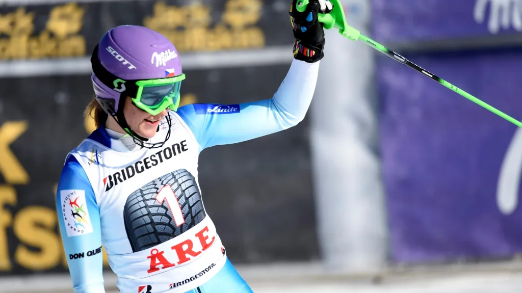 Slavící Šárka Strachová