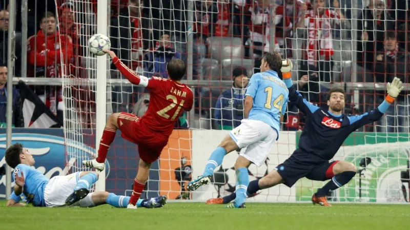 Sestřih utkání Bayern Mnichov - SSC Neapol
