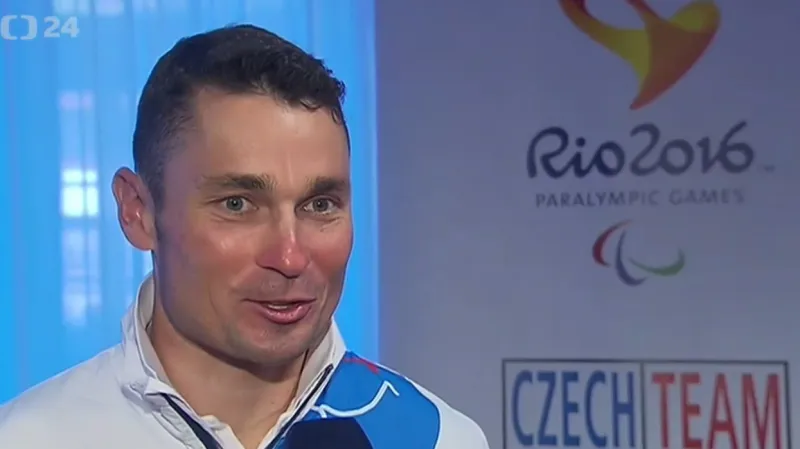 Vlajkonošem české výpravy bude cyklista Ježek