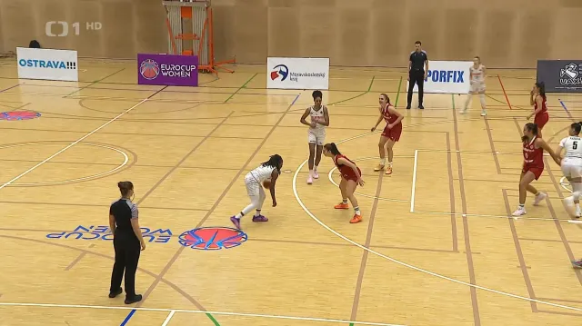 Basketbalistky SBŠ Ostrava porazily v Evropském poháru Benficu