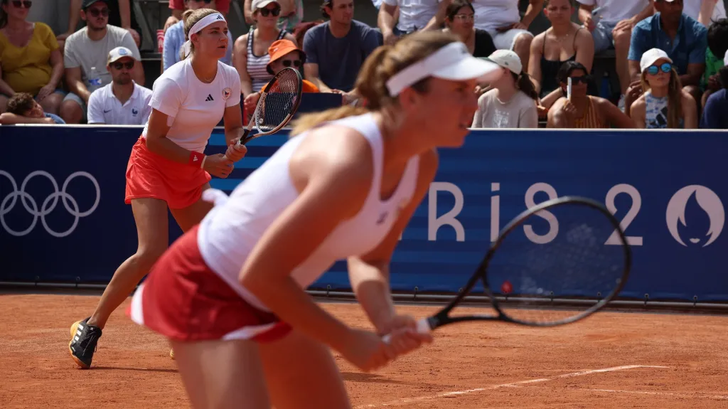 Karolína Muchová a Linda Nosková