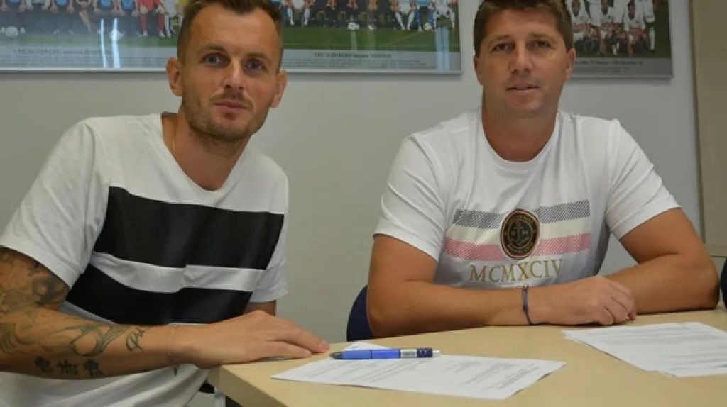 Slovácko podepsalo s brankářem Pavolem Bajzou