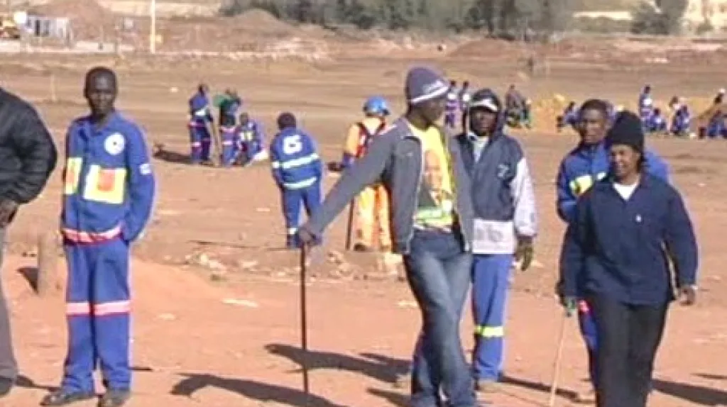 Stávkující dělníci v JAR