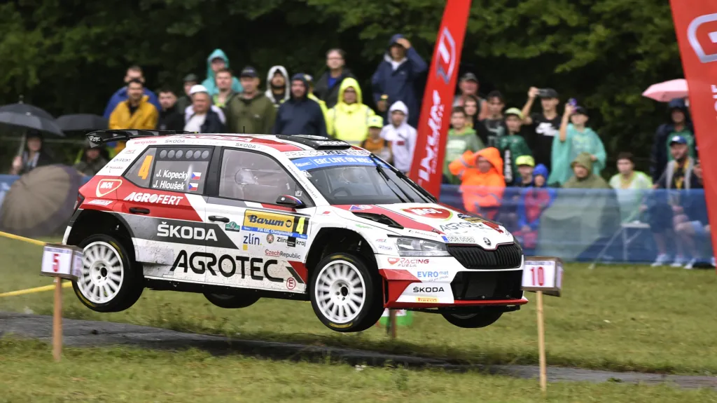 Jan Kopecký s Janem Hlouškem na trati Barum Rallye