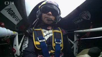 Šonka byl druhý v kvalifikaci na Air Race v Čibě a zvýšil vedení