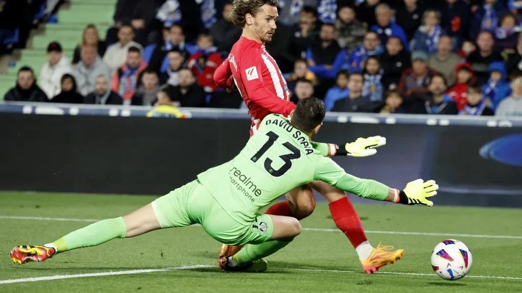 Griezmann z Atlética dává gól 