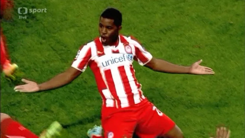 Sestřih utkání Olympiakos - Manchester United