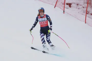 Lindsey Vonnová po pádu při sjezdu v Crans Montaně