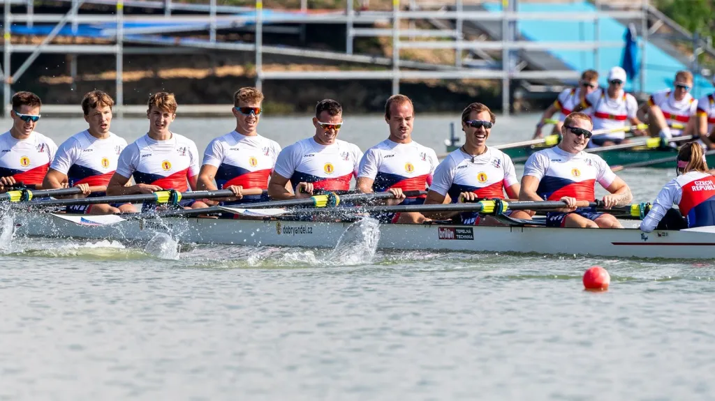 Česká osmiveslice s kormidelnicí