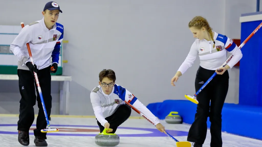 Čeští curleři na Olympijském festivalu dětí a mládeže