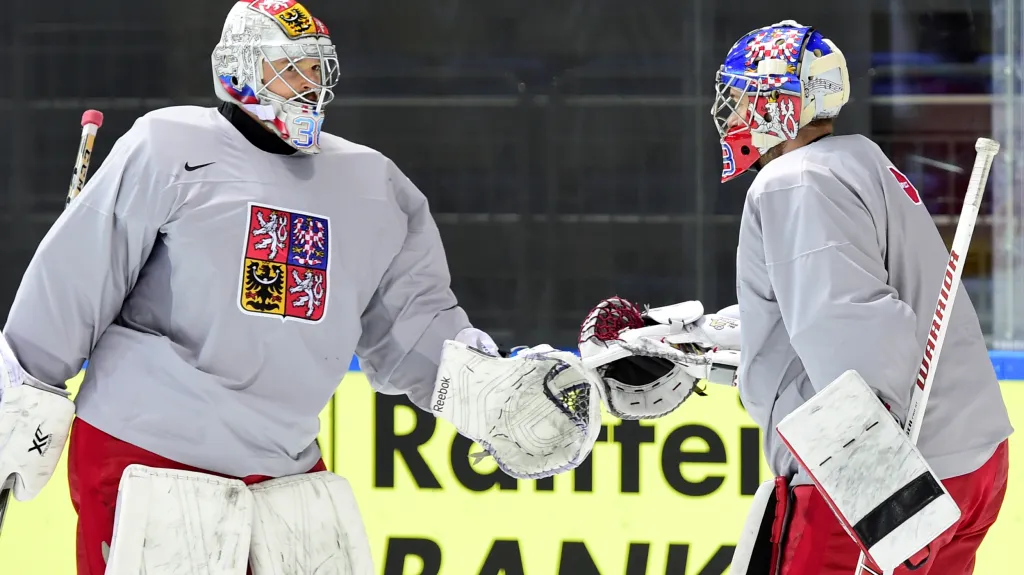 Dominik Furch a Pavel Francouz na tréninku české reprezentace