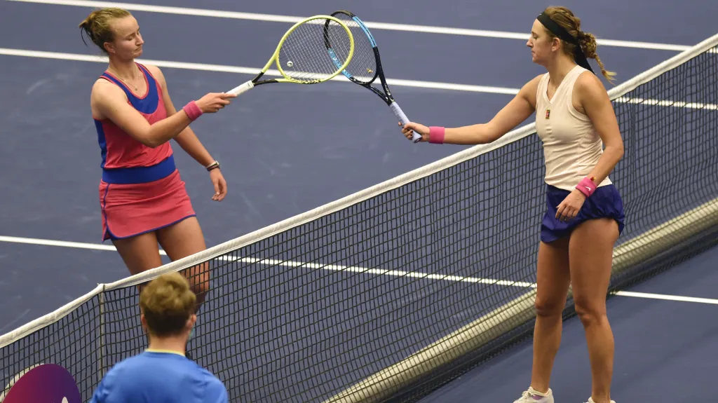 Barbora Krejčíková a Victoria Azarenková