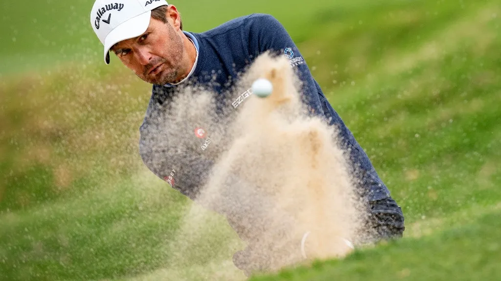 Kevin Kisner je králem jamkové hry