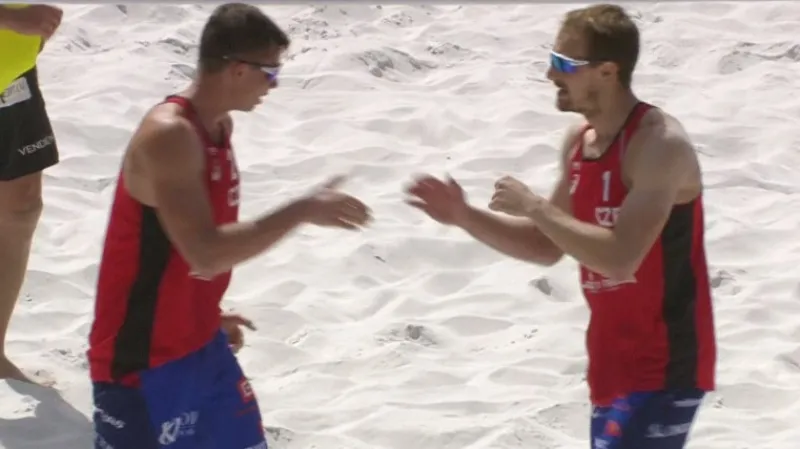 Z českých párů zbyl už jen Perušič se Schweinrem