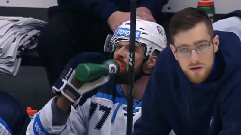 Moment utkání: Gesto fair play Milana Gulaše