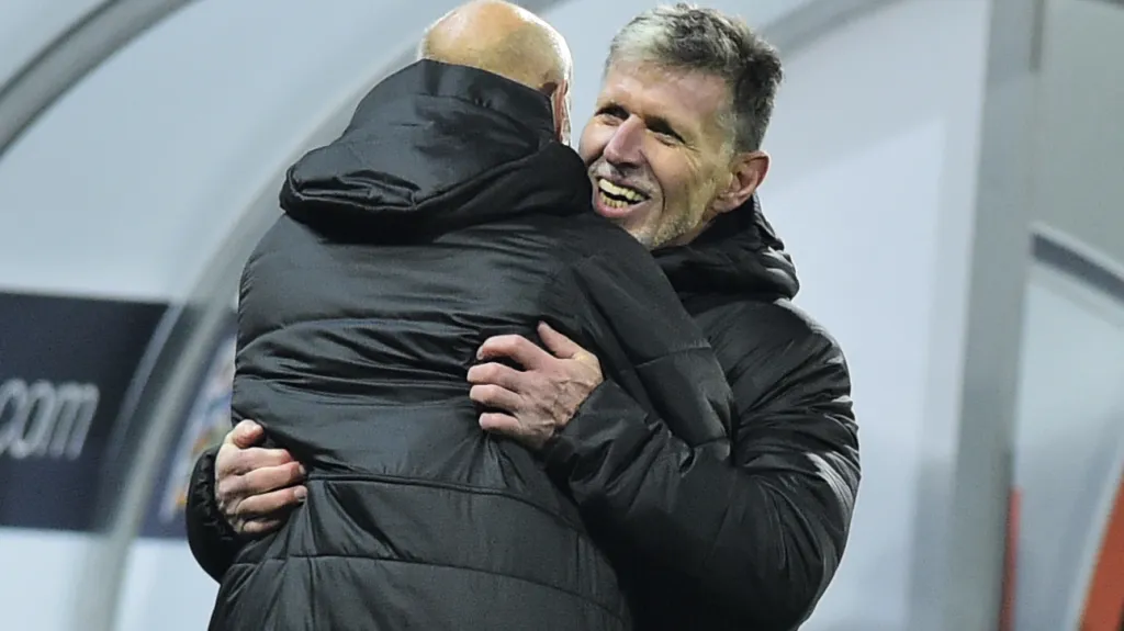 Slavící kouč narodního týmu Jaroslav Šilhavý