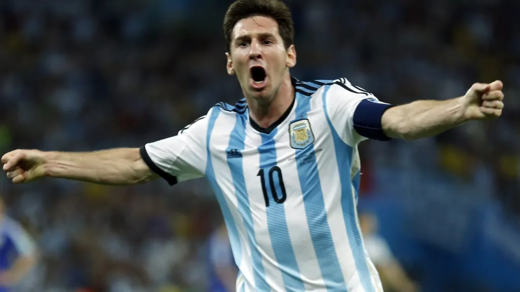 Slavící Lionel Messi