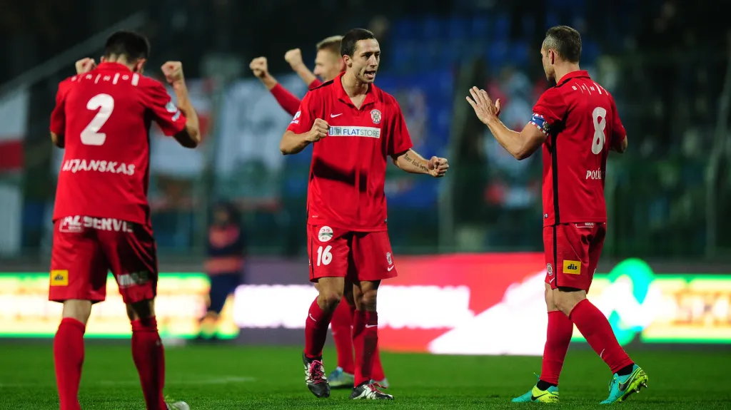 Slavící fotbalisté Zbrojovky