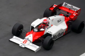 Niki Lauda v McLarenu MP4/2