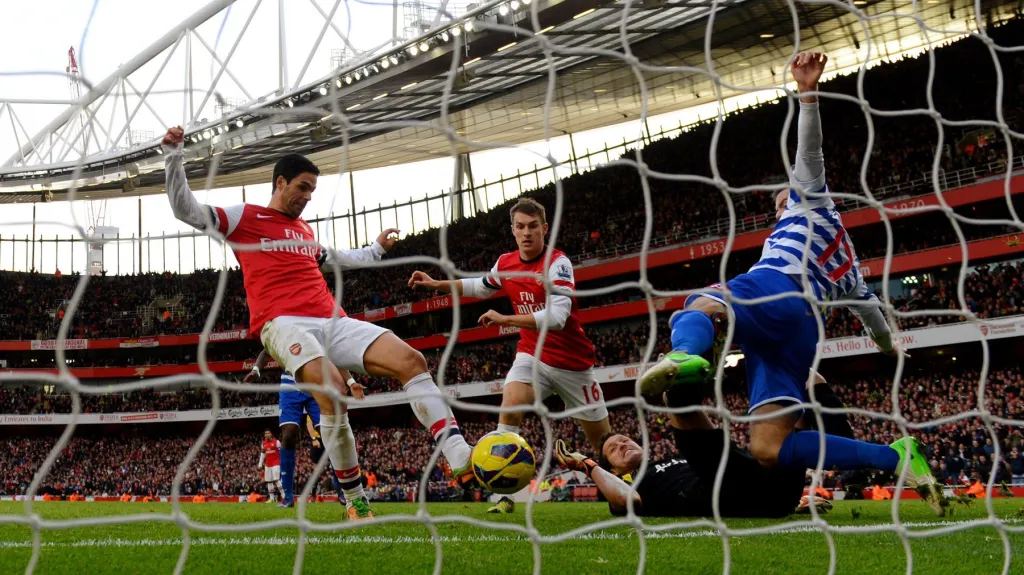 Arteta střílí jediný gól Arsenalu