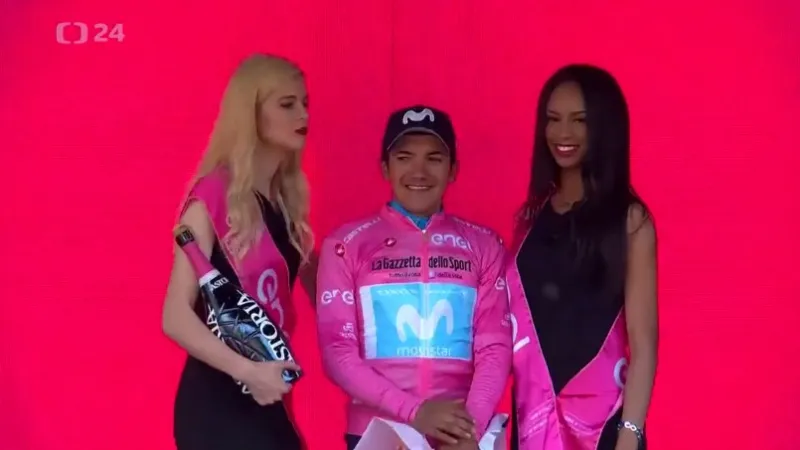 Dlouhou etapu na Giru vyhrál Cataldo, dál vede Carapaz