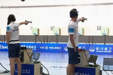 Sourozenci Schejbalovi získali stříbro v týmové vzduchové pistoli