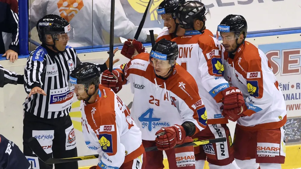 Slavící hokejisté Olomouce