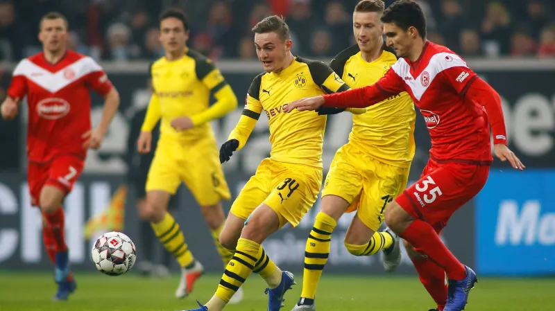 Düsseldorf ukončil bundesligovou neporazitelnost Dortmundu