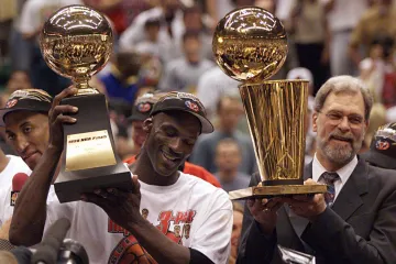 Michael Jordan a trenér Phil Jackson