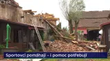 Sportovci pomáhají postiženým tornádem