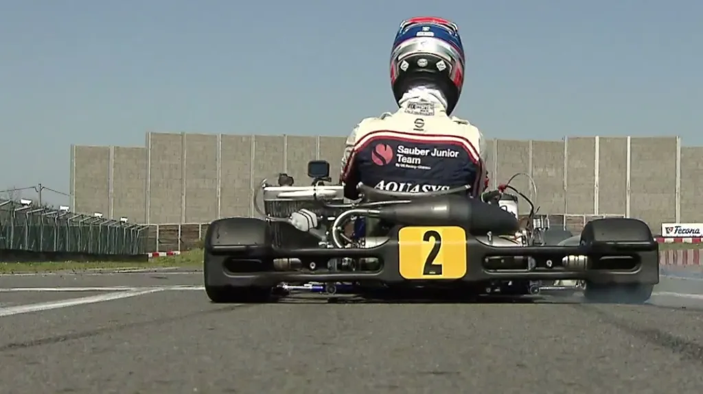 Talent Staněk se připravuje na sezonu evropského šampionátu F3