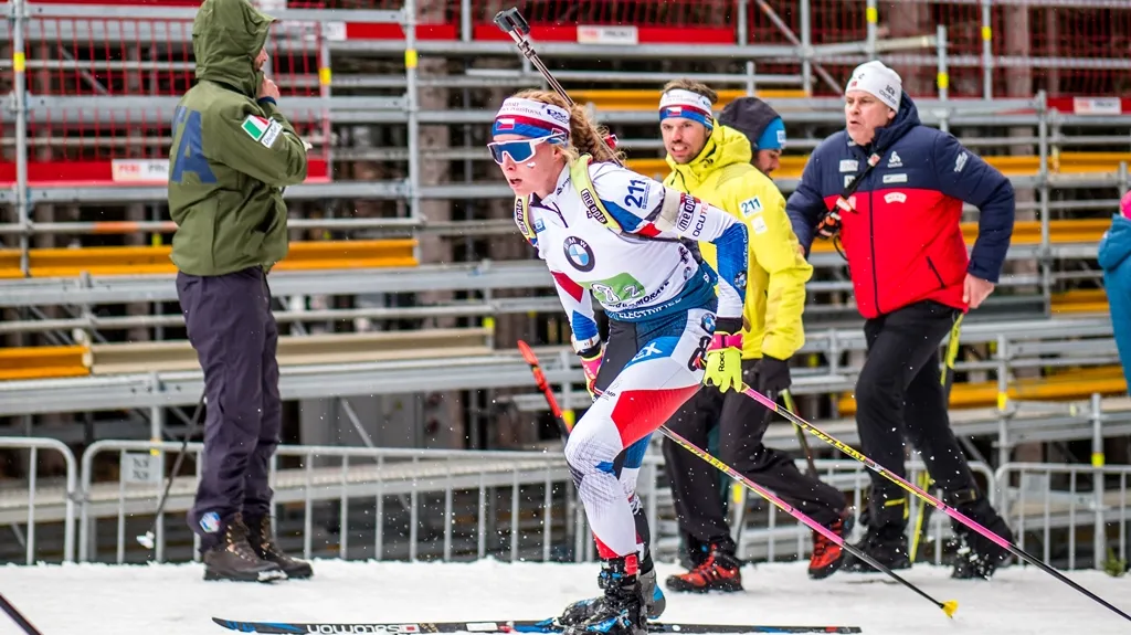 Markéta Davidová po trati ve štafetě letěla