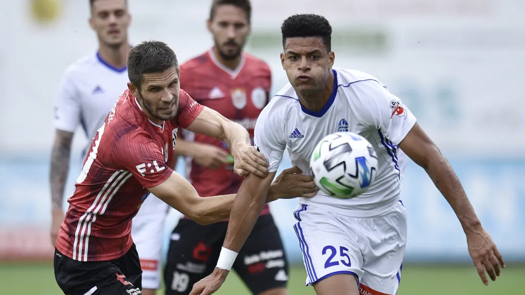 Ml. Boleslav - Č. Budějovice, v akci Javorek (vlevo) a Túlio