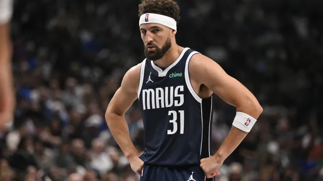 Thompson začal v Dallasu rekordem