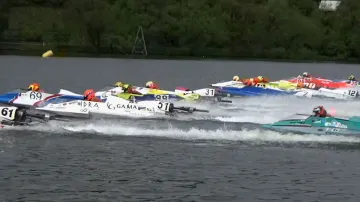 iReportér: MS motorových člunů, florbal, karate, cyklistika a dračí lodě