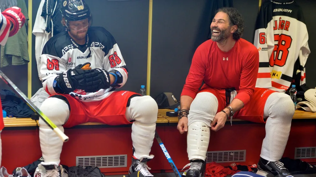 Pastrňák po boku Jágra na znojemské exhibici