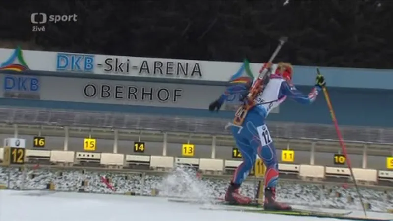 Soukalová po první střelbě předvedla zmatky s hůlkou