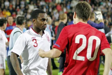 Naštvaný Danny Rose po utkání se Srbskem