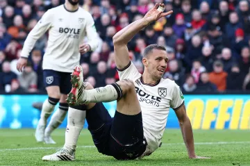 Souček slaví svůj gól proti Liverpoolu