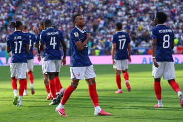 Francouzští fotbalisté s kapitánem Kylianem Mbappém