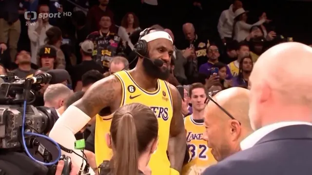 James přidá rekordní 22. sezonu, v Lakers pokračuje