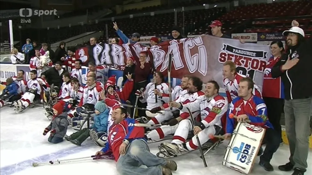 Sestřih a ohlasy ze sledgehokejového utkání Sparta - Pardubice